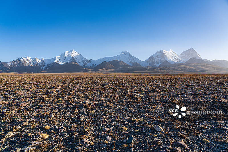 卓木拉日峰日落图片素材