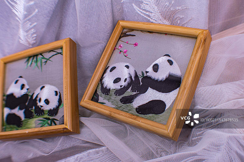 湖南湘绣、湘绣熊猫、桌面摆件图片素材