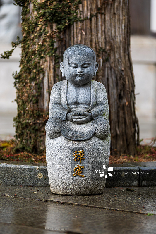 安徽天柱山三祖寺石像小和尚图片素材