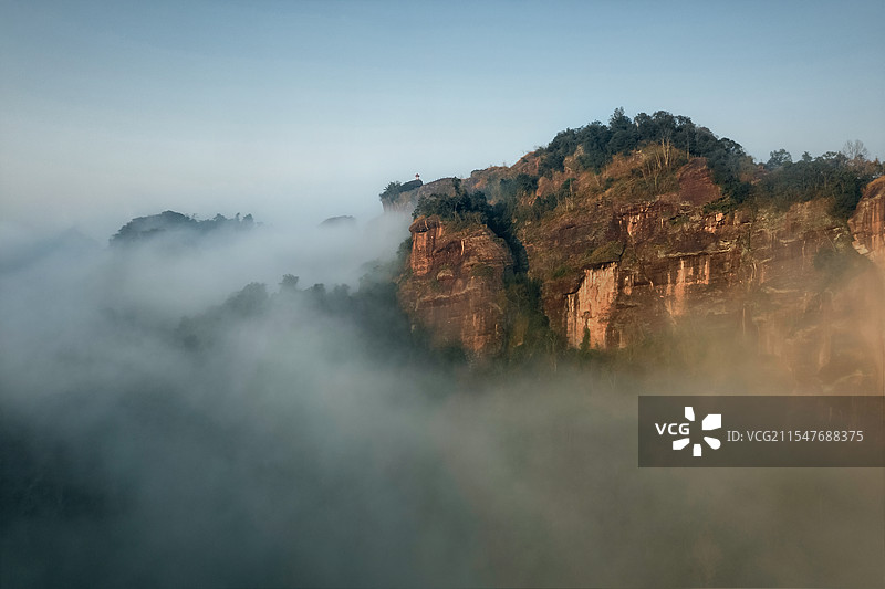 云雾中的福建永安桃源洞国家4A风景区图片素材