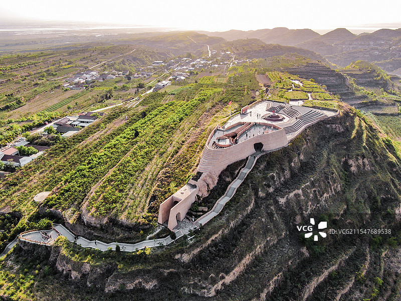 山西运城黄土高原西侯度遗址鸟瞰图片素材