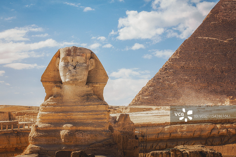 埃及开罗狮身人面像与金字塔斯芬克斯图片素材