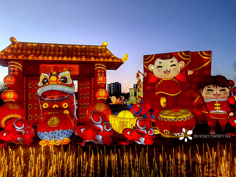 花灯秀——拍摄于呼和浩特赛罕区图片素材