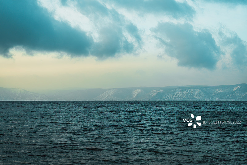 海天一色的宁静图片素材