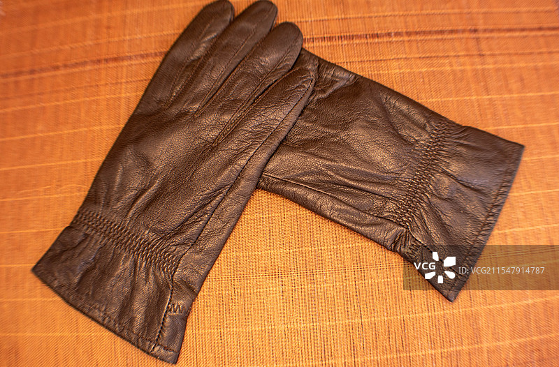 手套、皮手套、纯皮手套、女士手套、单层皮手套、咖色手套图片素材