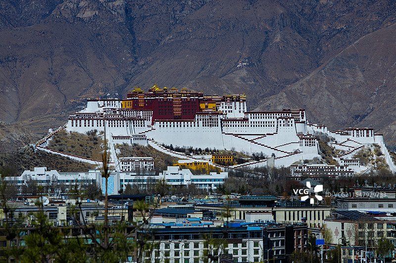 南山公园山脚下的布达拉宫图片素材