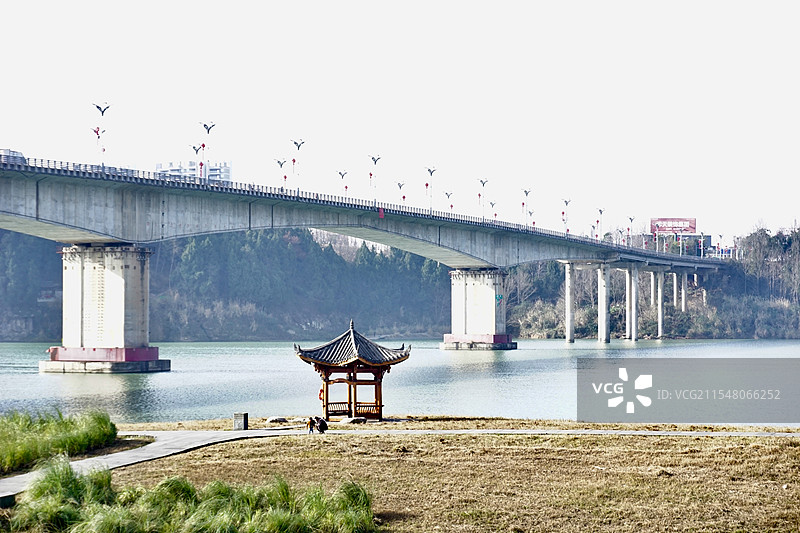 嘉陵江边（仪陇县段）图片素材