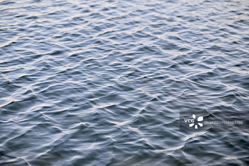 水波荡漾图片素材