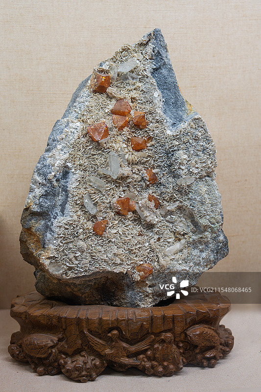 白钨矿图片素材