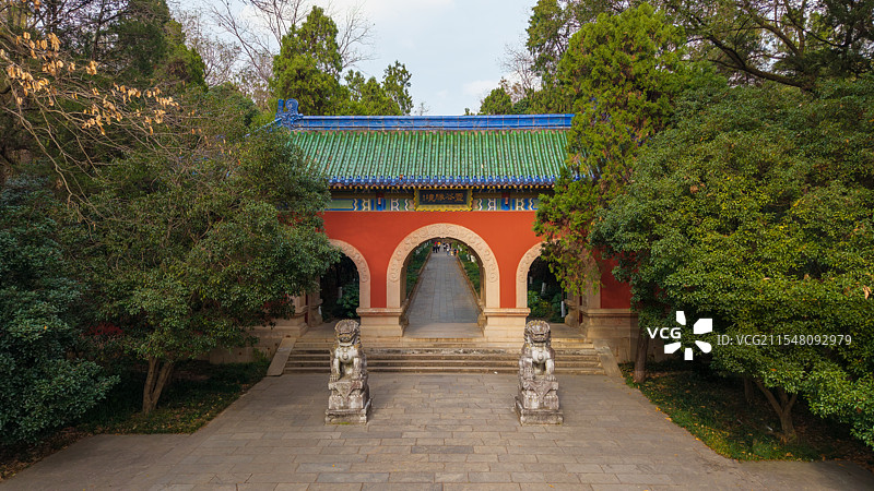 “灵谷胜境”红山门，摄于南京钟山风景名胜区灵谷寺景区图片素材