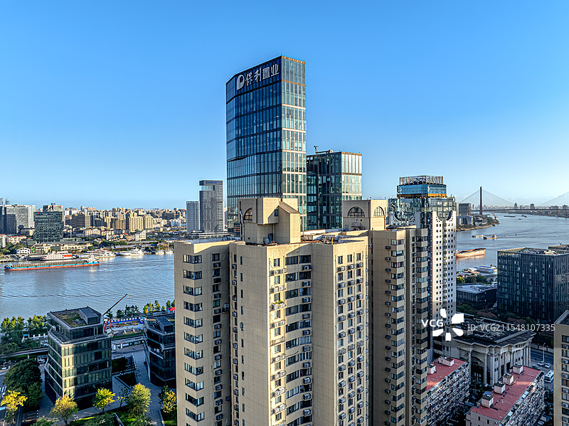 航拍浦东滨江 保利广场 荣城花苑 黄浦江沿岸地区浦江东岸城市规划图片素材