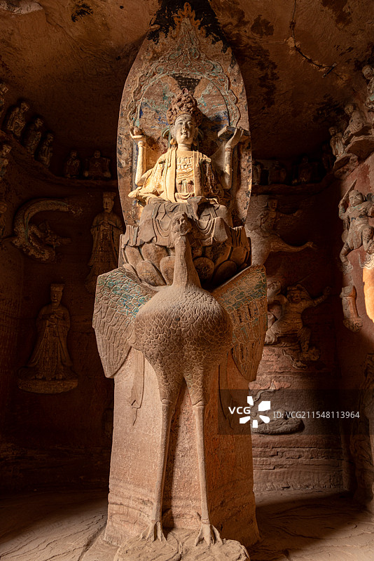 大足石刻 石门山摩崖造像 北宋绍圣至南宋绍兴 孔雀明王经变窟图片素材