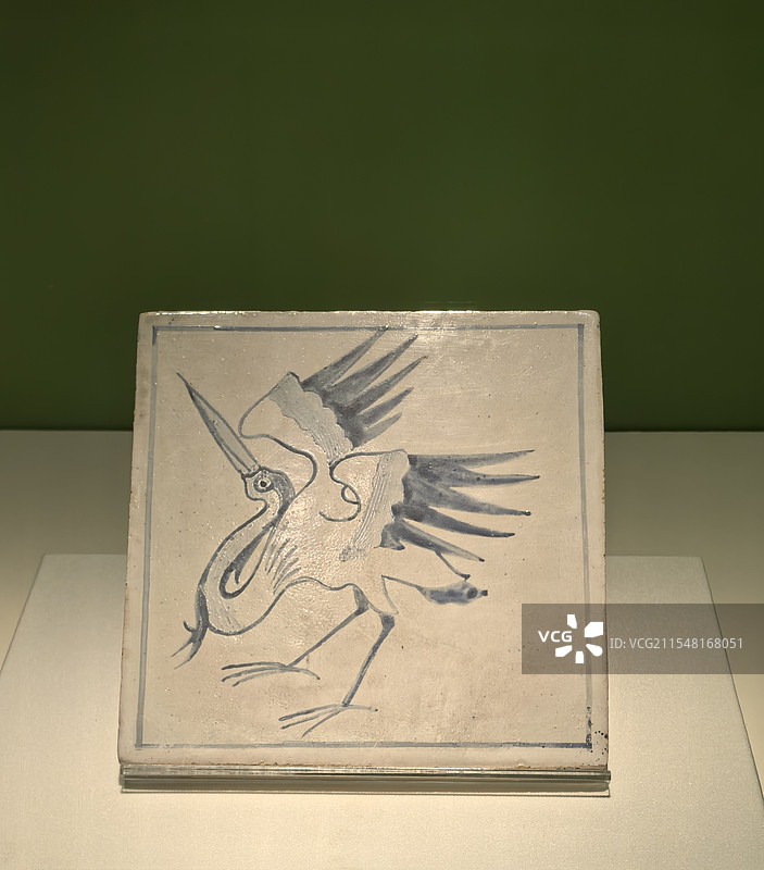 苍鹭图案瓷砖 釉上彩、锡釉陶器维多利亚与阿尔伯特博物馆（摄于上海世博会博物馆）图片素材