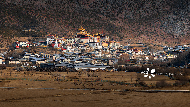 藏传佛教圣地-松赞林寺图片素材