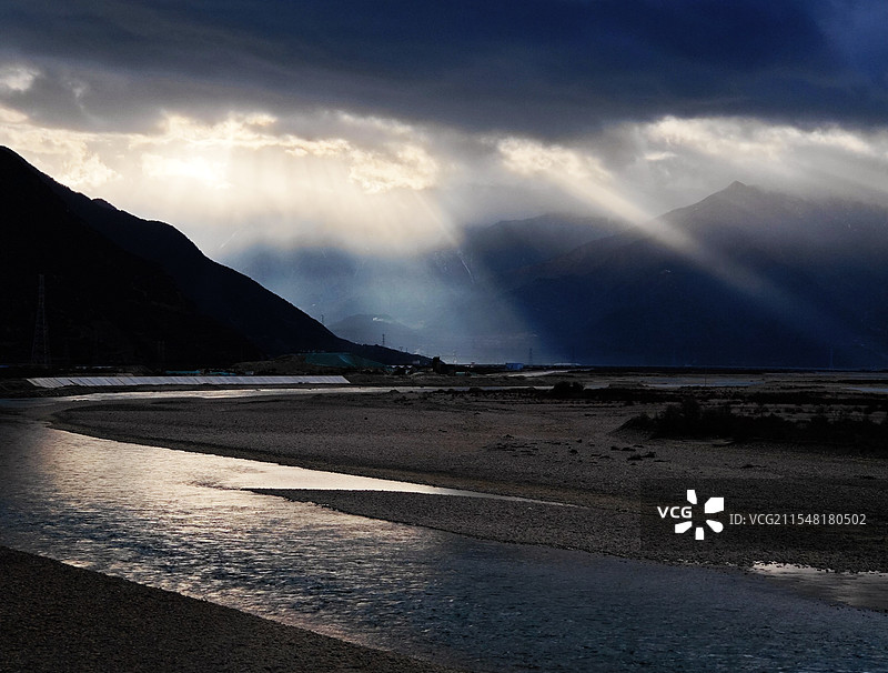 尼洋河风光图片素材