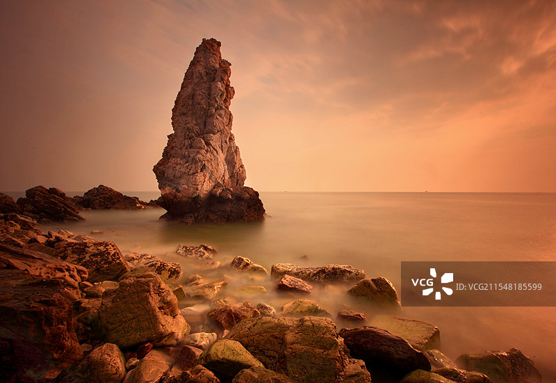 江苏连云港赣榆区秦山岛将军石晨色图片素材