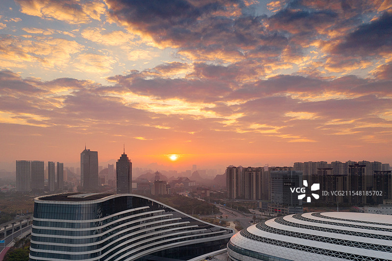 桂林国际会展中心的早晨图片素材