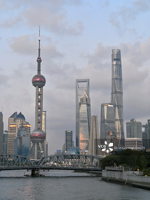 上海魔都四件套图片素材