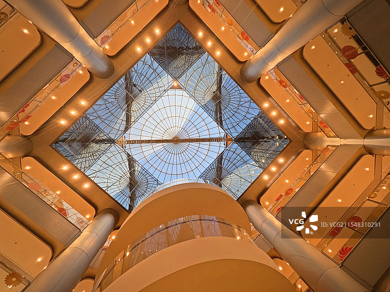 现代建筑大堂穹顶艺术图片素材