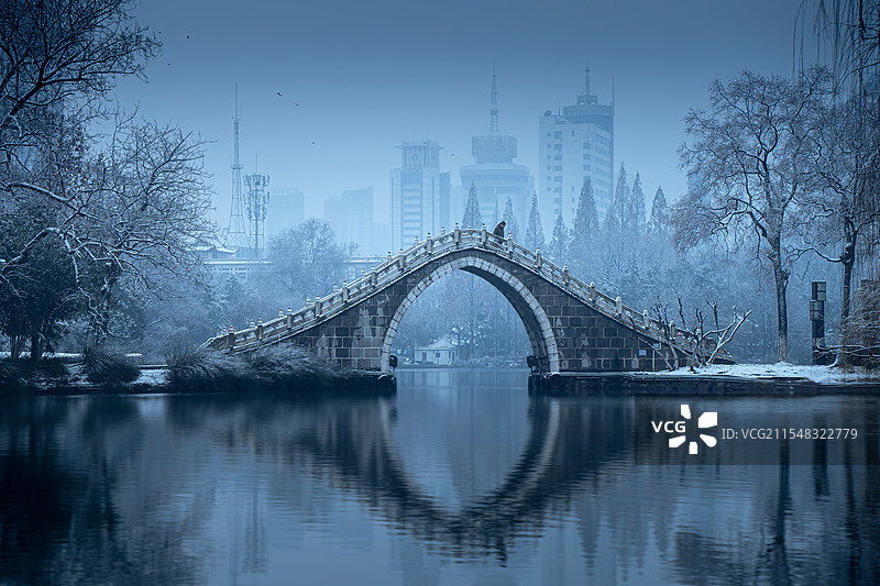 雪后包公园图片素材