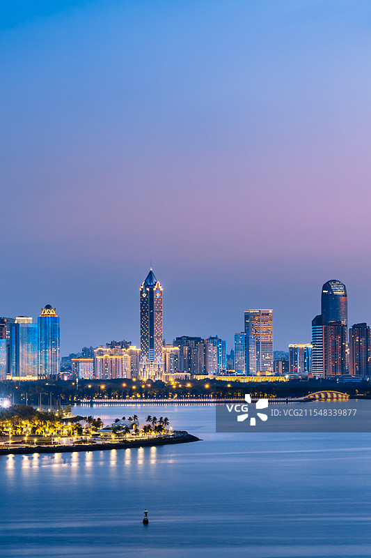 中国海南海口国贸CBD建筑群高视角夜景风光图片素材