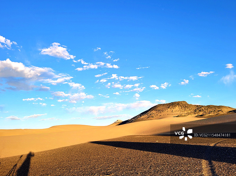 蓝天沙漠图片素材