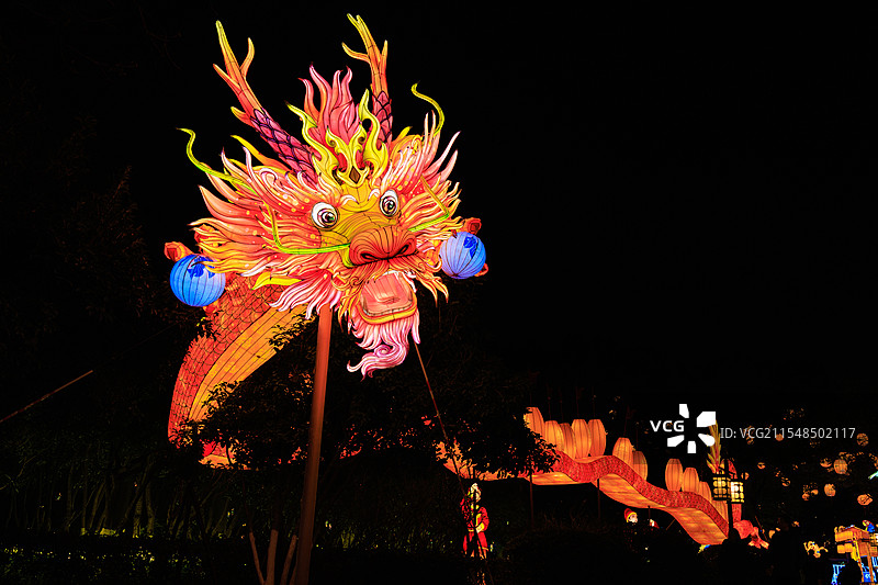白鹭洲公园上元灯彩，龙灯，板凳龙灯图片素材