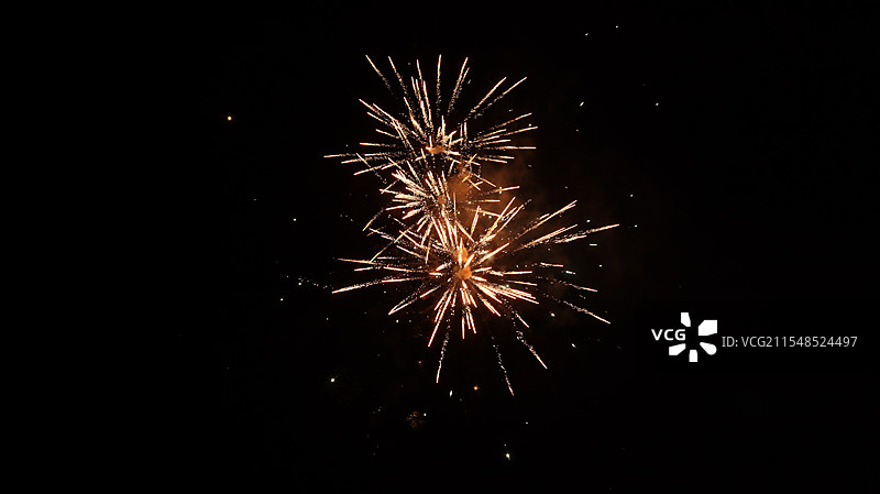 烟花里的新年图片素材