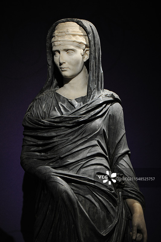 尼禄皇后大福斯蒂娜雕像图片素材