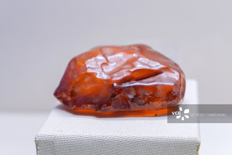 琥珀 波兰产 山东地质博物馆图片素材