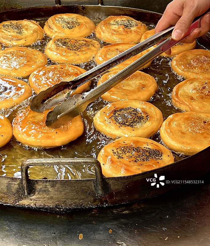 武汉江汉路 涂记油酥饼 ，满满的烟火气图片素材