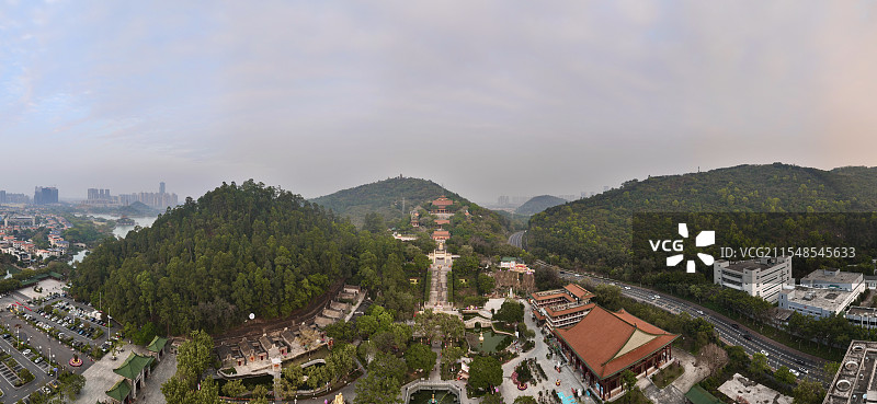 顺峰山公园与宝林寺图片素材