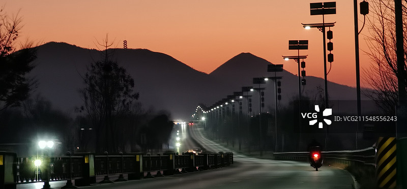 《去远方》—— 合肥巢湖长烔路乡村旅游景区世界这么大，我想去看看。图片素材