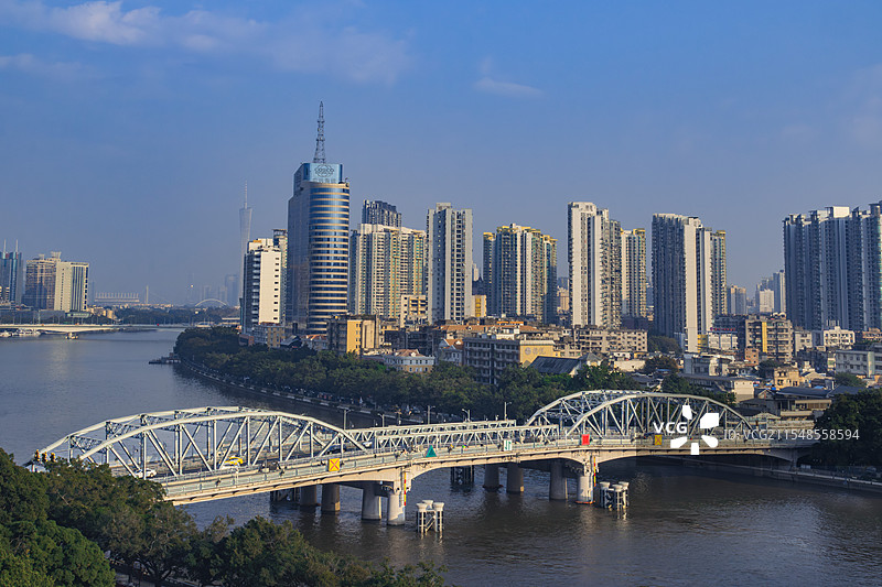 广州珠江沿岸海珠桥俯视高角度城市风光图片素材