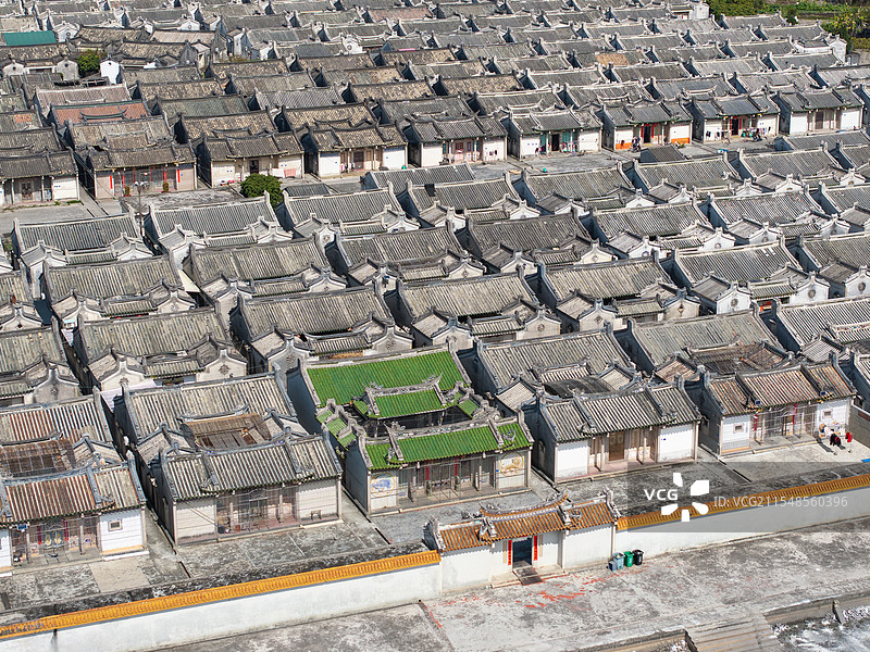 广东省揭阳市普宁市大坝镇白坑村潮汕民居古建筑图片素材