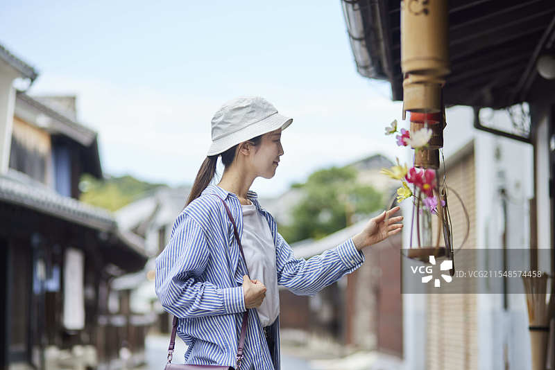 喜欢在旅游胜地旅行的日本女性图片素材