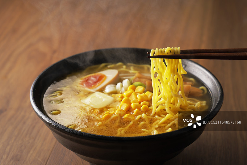 味噌黄油玉米拉面图片素材