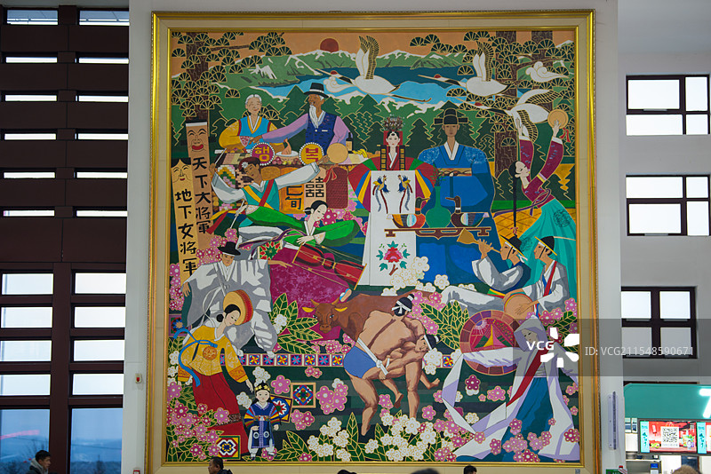 延吉夜景，延大网红墙，春节烟花，延吉站图片素材