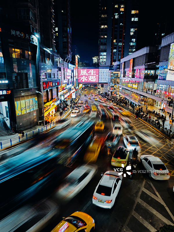 风生水起 重庆 地标 魔幻 吉祥如意 长曝光 车尾图片素材