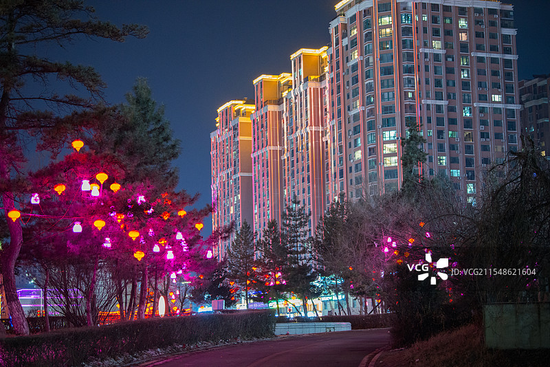 延吉夜景，延大网红墙，春节烟花，延吉站图片素材