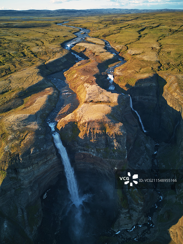 冰岛峡谷瀑布图片素材