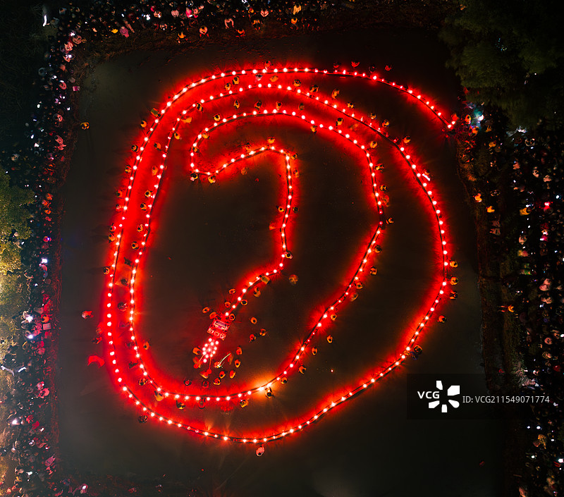 义乌南青口水田龙灯图片素材