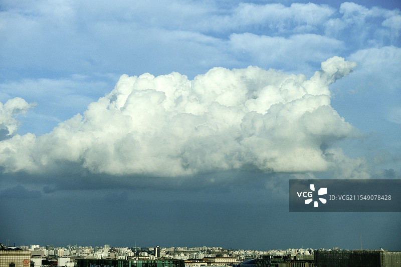 天空中的云朵图片素材