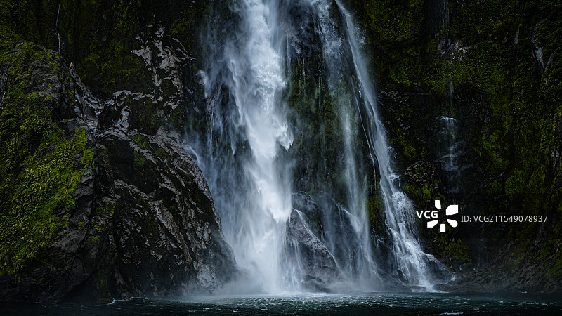 新西兰 米尔福德峡湾 斯塔曼海图片素材