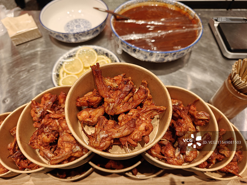 唐山宴爆汁柠檬鸡叉骨图片素材