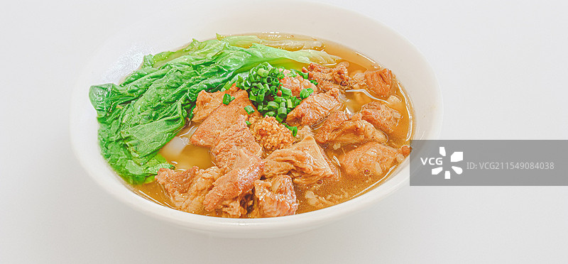 粤式牛腩汤河粉图片素材