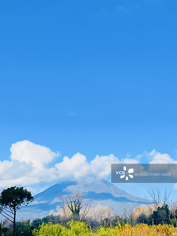 维苏埃火山 庞贝古城图片素材