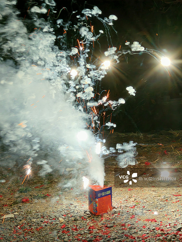 新年如这烟花一样落下帷幕图片素材