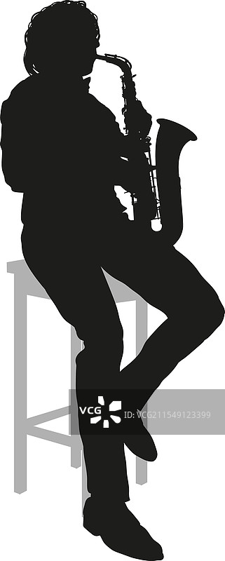 一位拥有丰盈头发的萨克斯演奏者的剪影图片素材