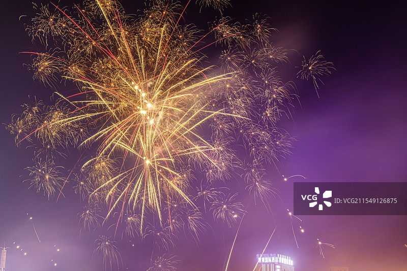 元宵节山丹县城的烟花图片素材